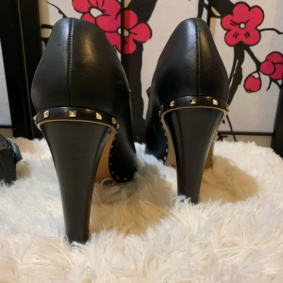 $995 Valentino ‘Soul Stud’ Rockstud Black Leather Mary Jane Pumps Size 8 / 38.5